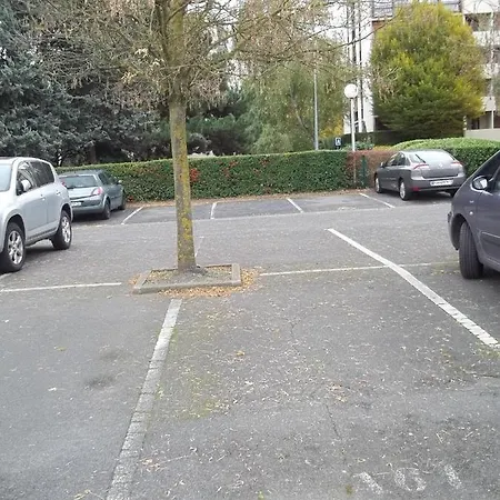 2 Chambres Dans Standing *